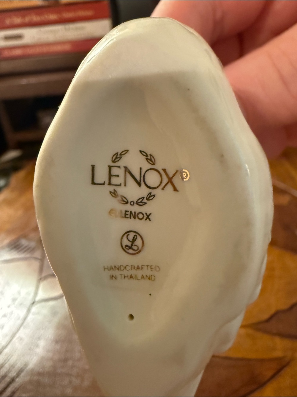 Vintage Lenox Porcelain Swan Figurine - Picture 4 of 4